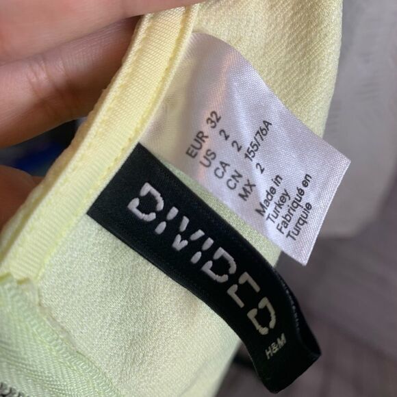 DIVIDED H&M : pale yellow body con dress size 2 - Picture 6 of 8